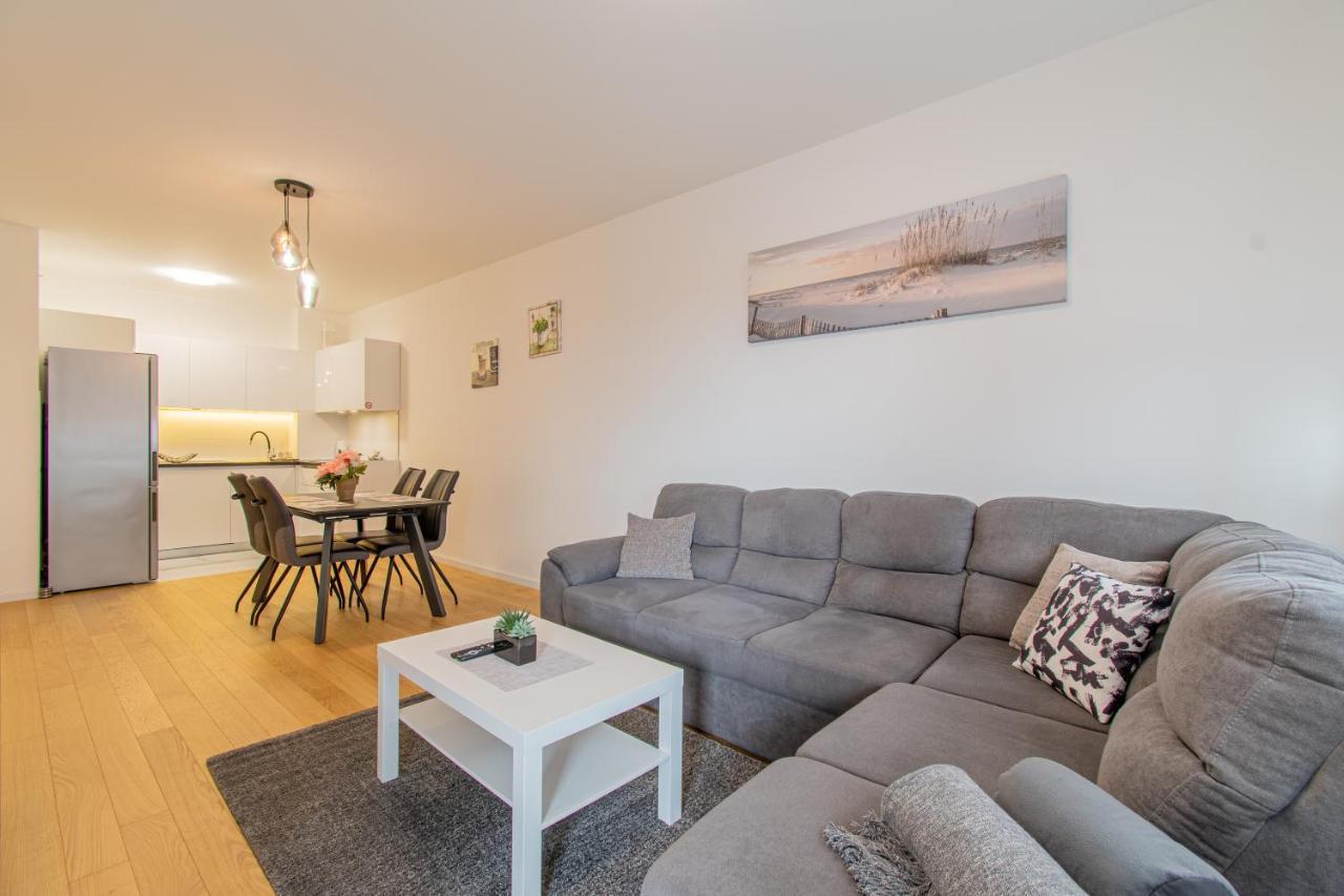 Flexible Selfcheckins 42 - Zagreb - Luxury - Garage Parking - Loggia - Brand New Διαμέρισμα Εξωτερικό φωτογραφία