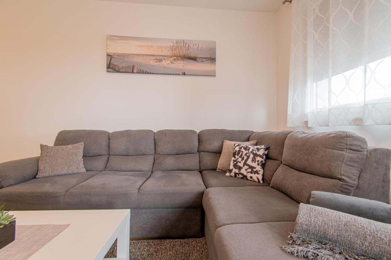 Flexible Selfcheckins 42 - Zagreb - Luxury - Garage Parking - Loggia - Brand New Διαμέρισμα Εξωτερικό φωτογραφία